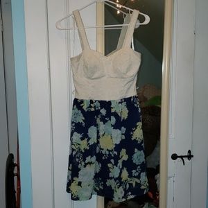 Lace and Floral pattern dress